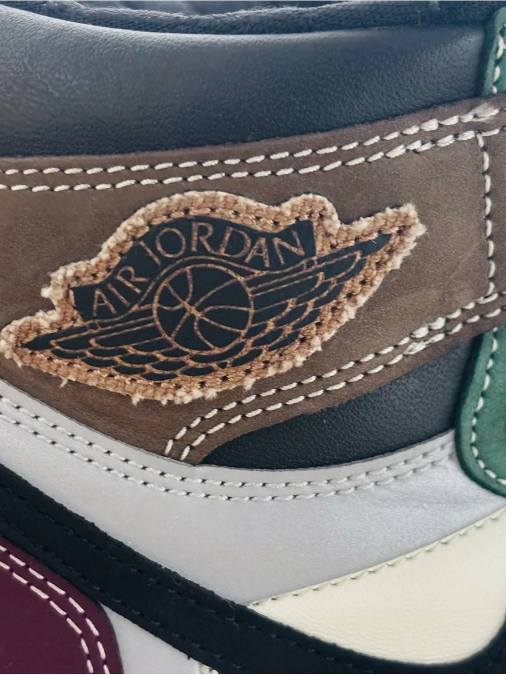 Jordan Air Jordan 1 High OG 'Hand Crafted'